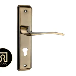 دستگیره درب بوگارت 4100 با طراحی لوکس و کیفیت بالا، عرضه‌شده در فروشگاه یارایراق.