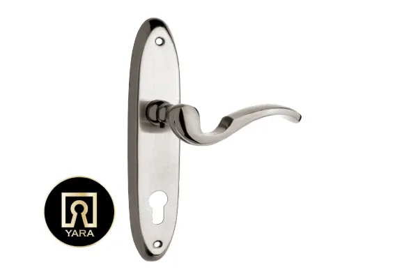 دستگیره درب بوگارت 7200 bougart - یارایراق دستگیره درب بوگارت 7200 با طراحی شیک و کیفیت بالا، عرضهشده در فروشگاه یارایراق.