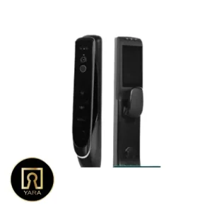 دستگیره دیجیتال و هوشمند AEG مدل SZ04 رنگ مشکی با صفحه لمسی و سنسور اثر انگشت نصب شده روی درب ضد سرقت مدرن